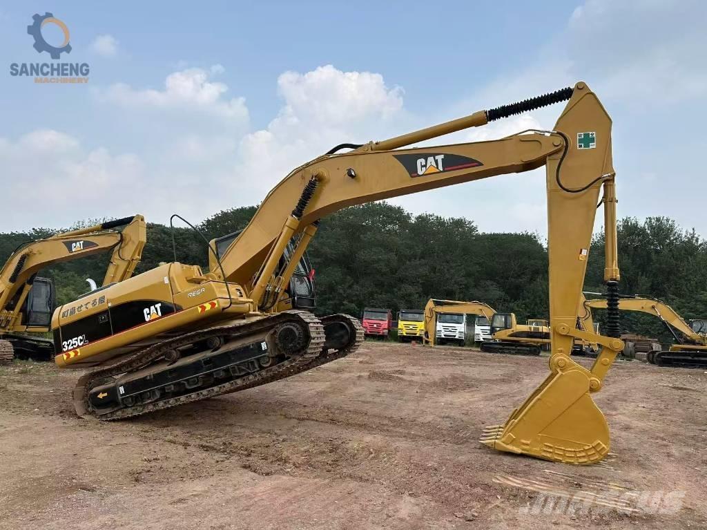 CAT 325 CL Vikšriniai ekskavatoriai
