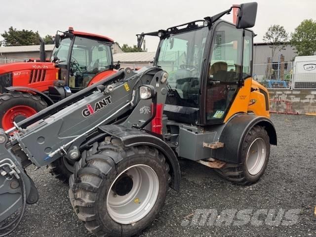 GiANT V 761 T Teleskopiniai krautuvai žemės ūkiui