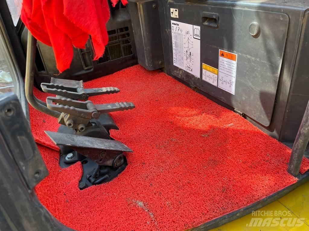 Komatsu PC 55 Vikšriniai ekskavatoriai