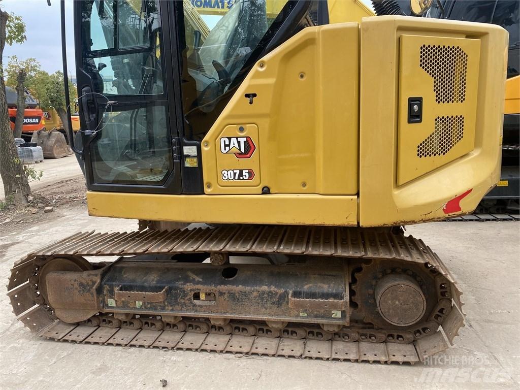 CAT 307.5 Vidutinės galios ekskavatoriai 7-12 t
