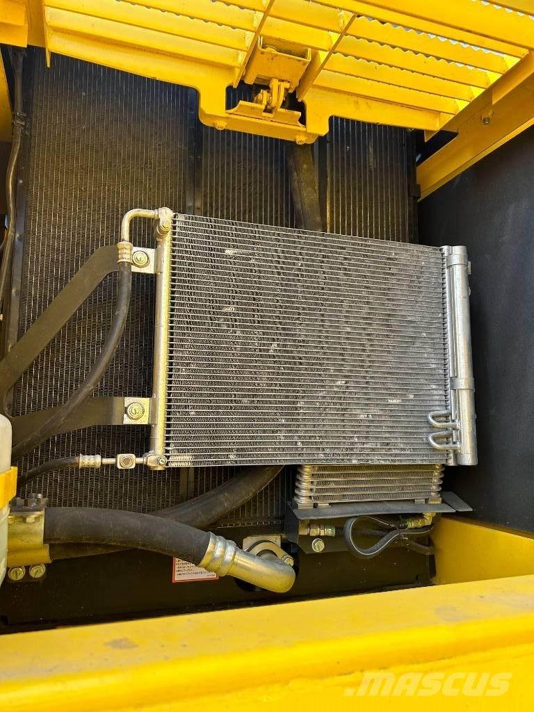 Komatsu PC 240 LC Vikšriniai ekskavatoriai