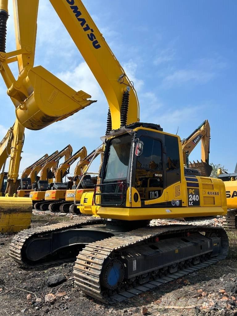 Komatsu PC 240 LC Vikšriniai ekskavatoriai