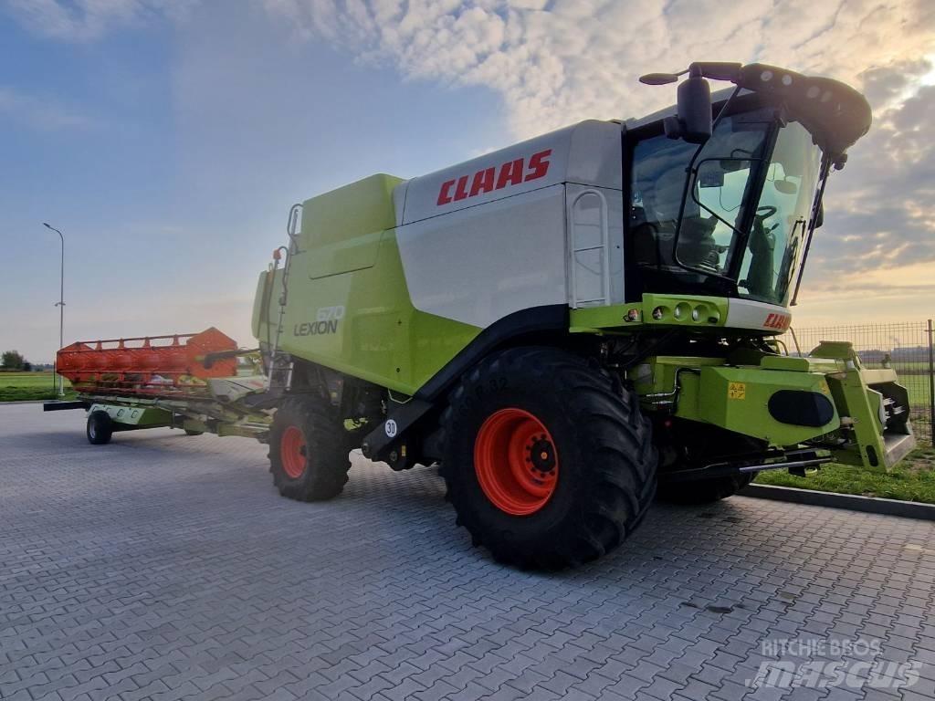 CLAAS Lexion 670 Derliaus nuėmimo kombainai