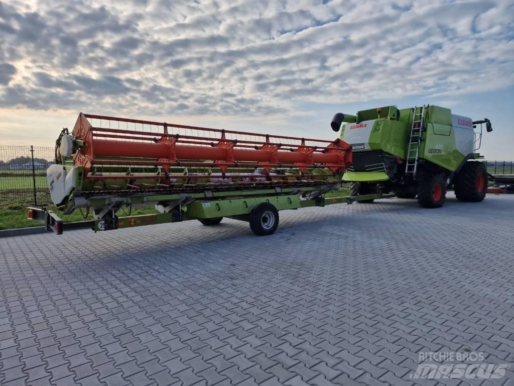 CLAAS Lexion 670 Derliaus nuėmimo kombainai