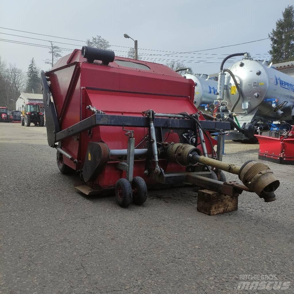 Turf Maker Tidy Montuojamos ir prikabinamos šienapjovės