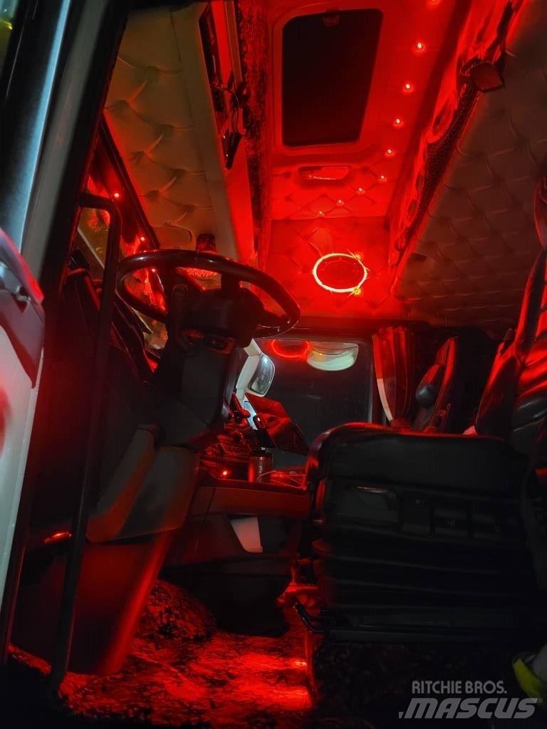 Scania S 650 Naudoti vilkikai
