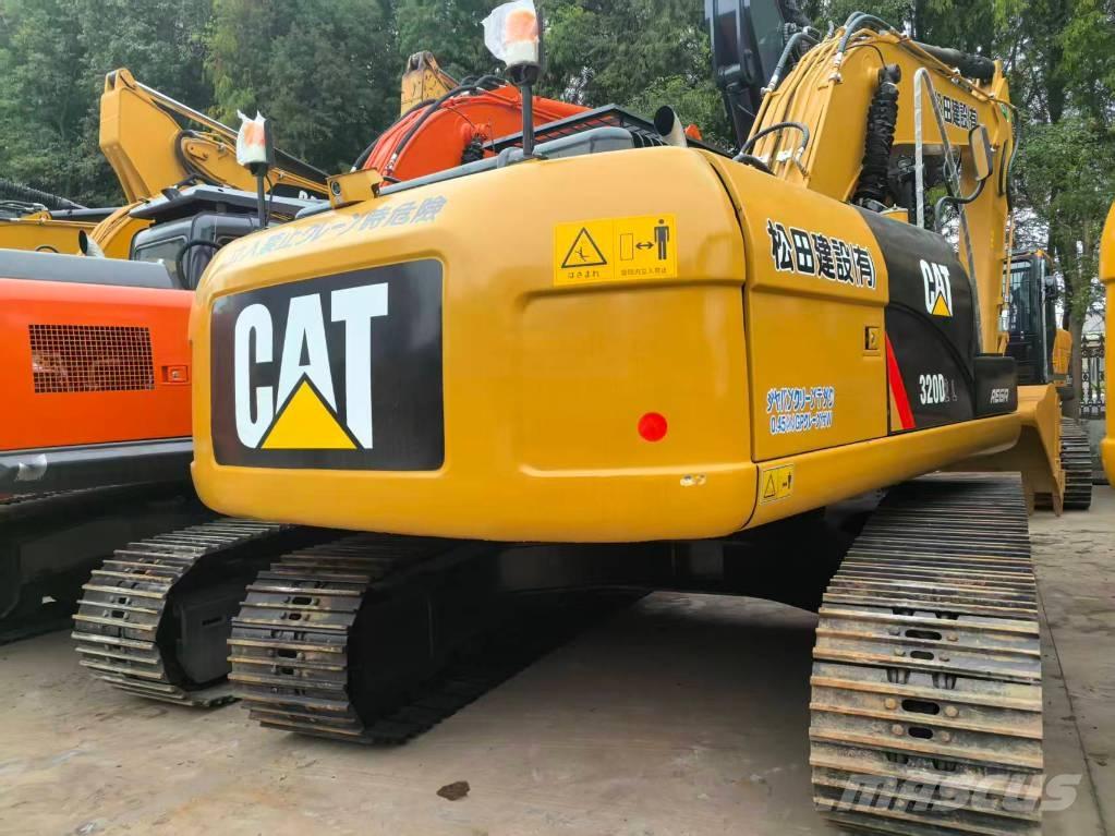CAT 320D2 Vikšriniai ekskavatoriai