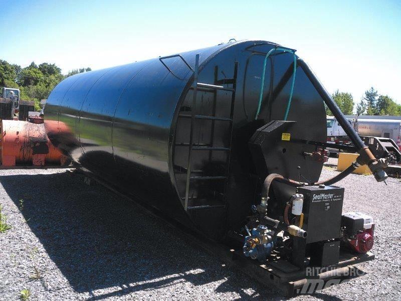 SealMaster 8000 GAL. Asfalto mašinų priedai