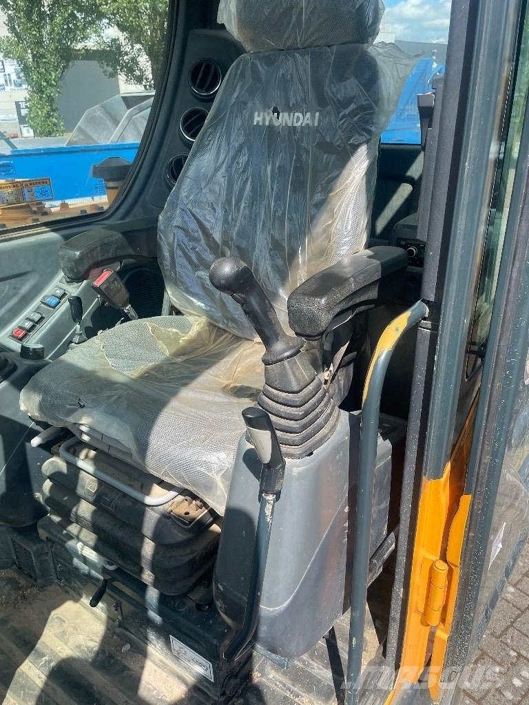Hyundai 55w9a Ratiniai ekskavatoriai