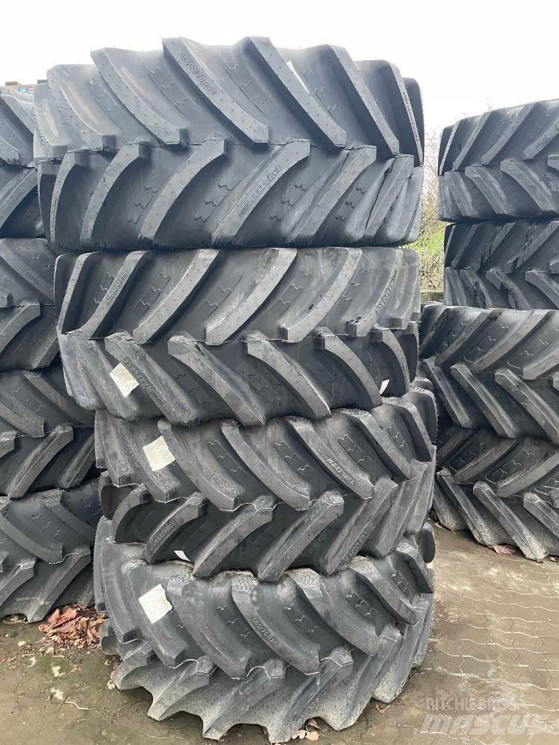 BKT IF 600/70R28 Padangos, ratai ir ratlankiai