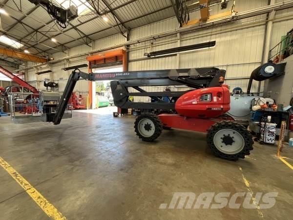 Manitou 200ATJ Alkūniniai keltuvai