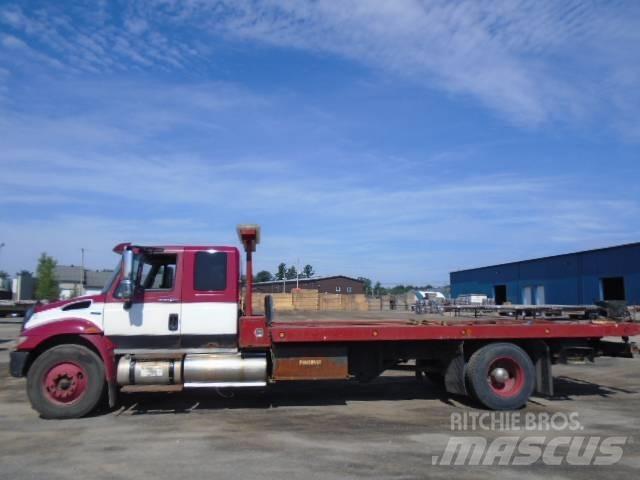 International 4300 Pagalbos kelyje automobiliai