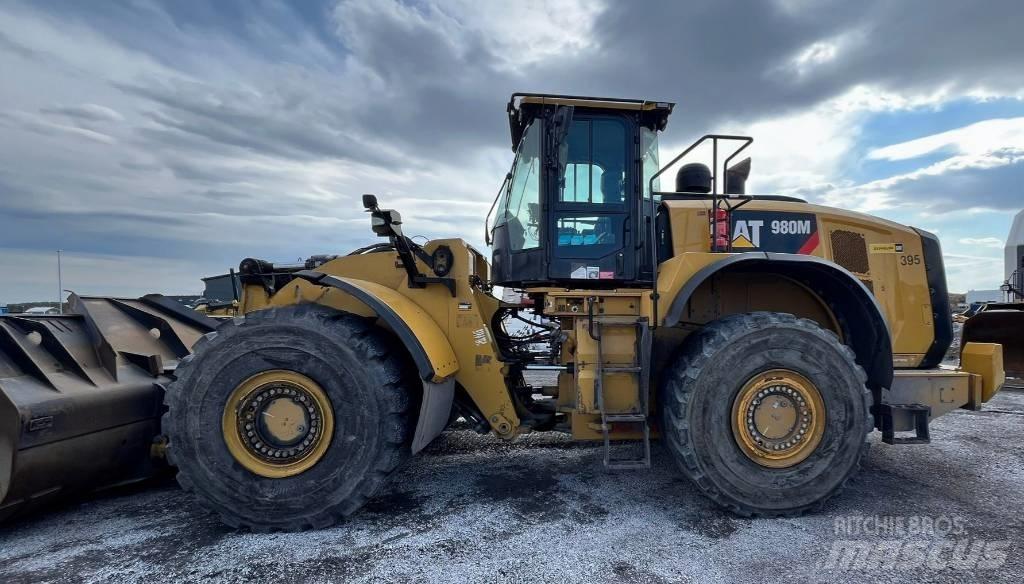 CAT 980 M Naudoti ratiniai krautuvai