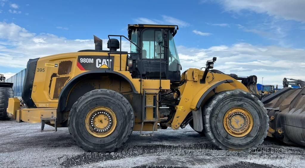 CAT 980 M Naudoti ratiniai krautuvai