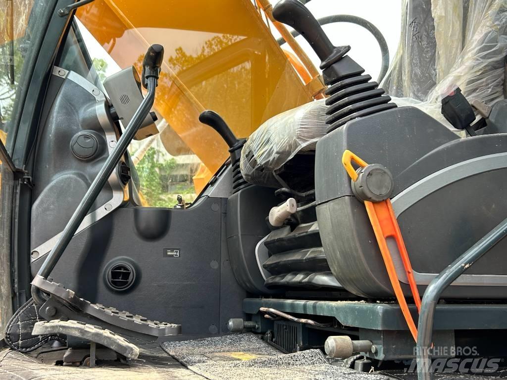 Hyundai 220-9S Vikšriniai ekskavatoriai