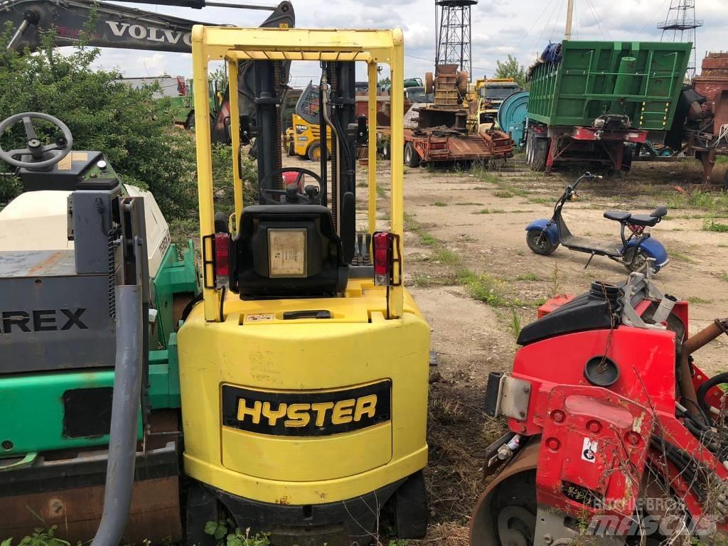 Hyster E 2.50 XM Elektriniai šakiniai krautuvai