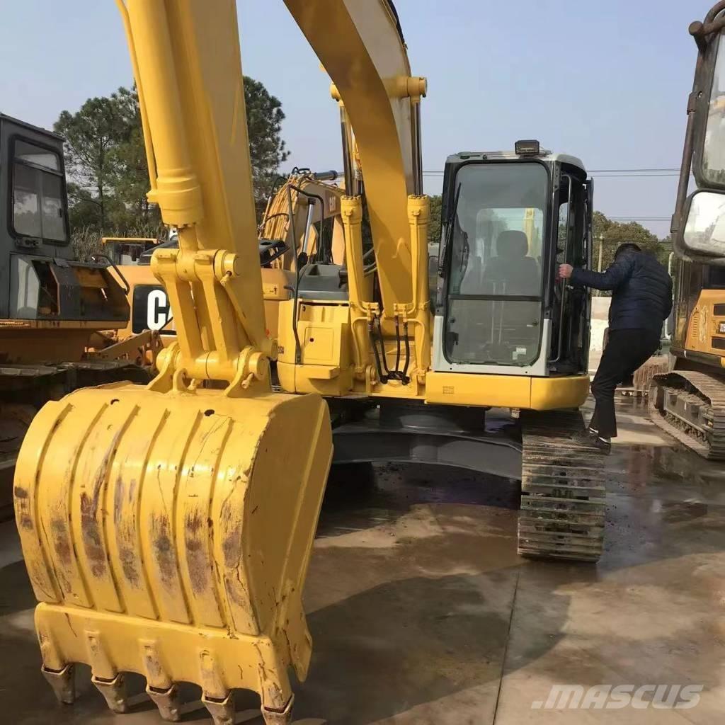 Komatsu PC 138 US Vidutinės galios ekskavatoriai 7-12 t