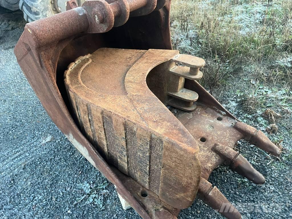 JCB 145 Vikšriniai ekskavatoriai