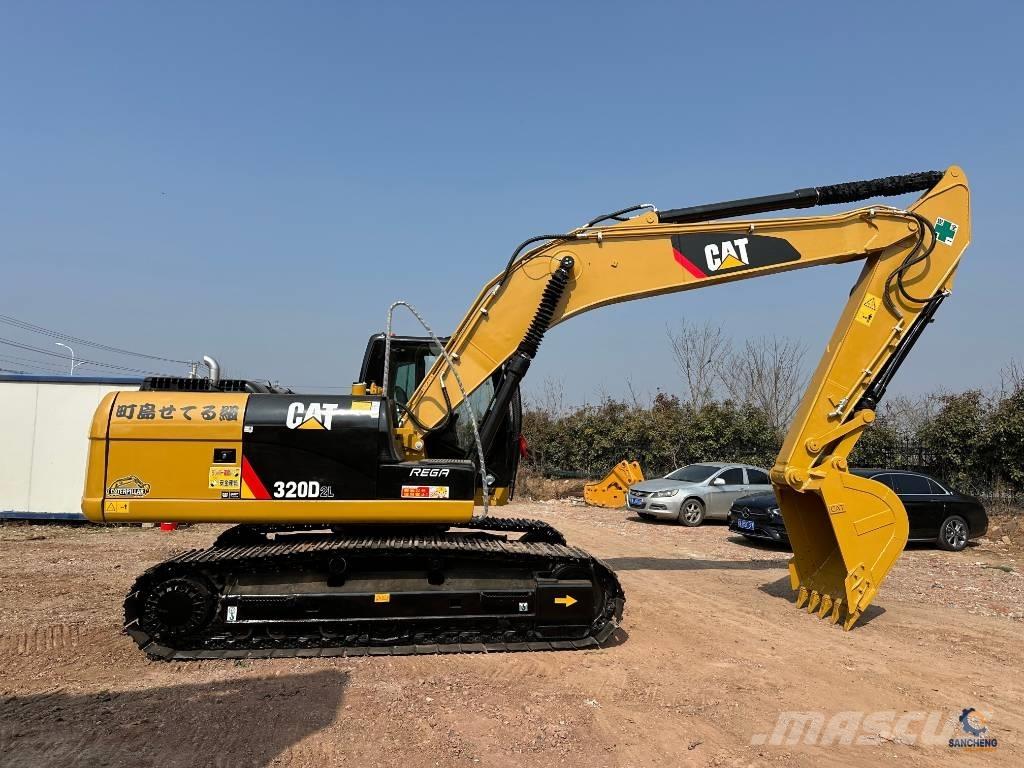 CAT 320 D L Vikšriniai ekskavatoriai