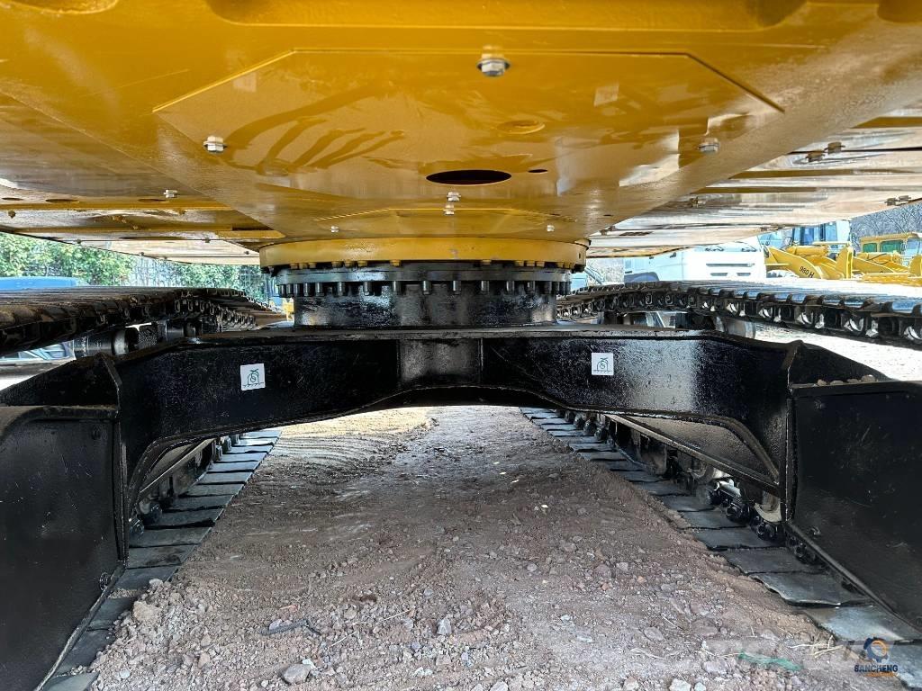 CAT 320 D L Vikšriniai ekskavatoriai