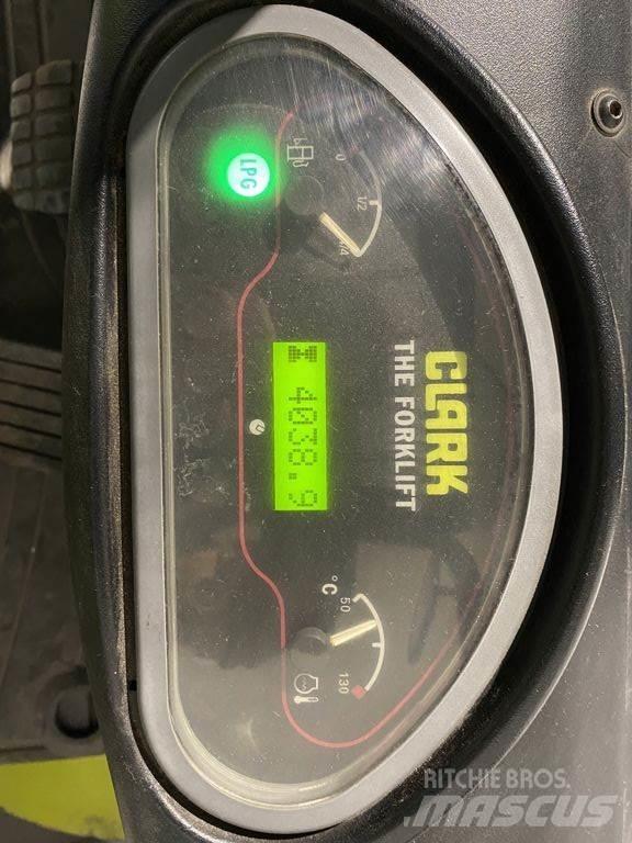 Clark GTS30 LPG (dujiniai) krautuvai