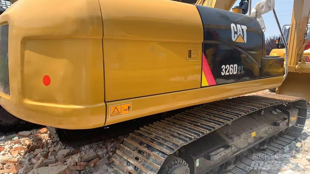 CAT 326D2L Vikšriniai ekskavatoriai