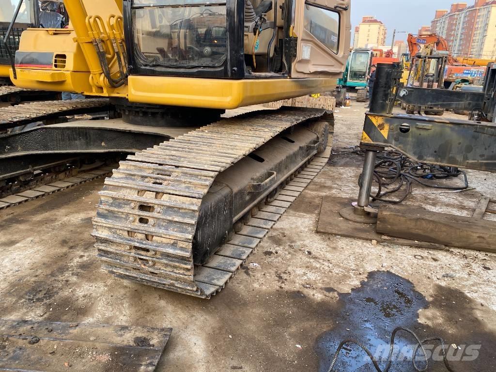 CAT 325 B L Vikšriniai ekskavatoriai