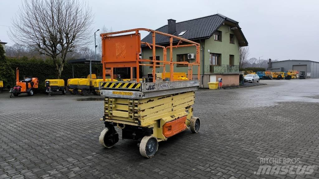 JLG 3246 ES Žirkliniai keltuvai