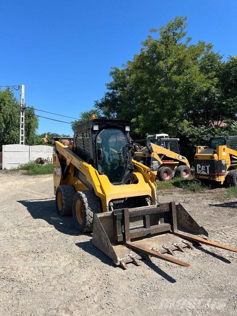 CAT 272 D XHP Krautuvai su šoniniu pasukimu