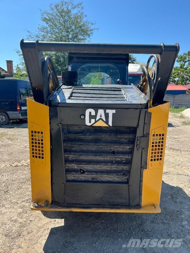 CAT 272 D XHP Krautuvai su šoniniu pasukimu