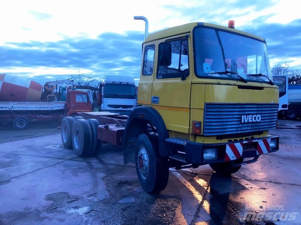 Iveco 330-26 Kita