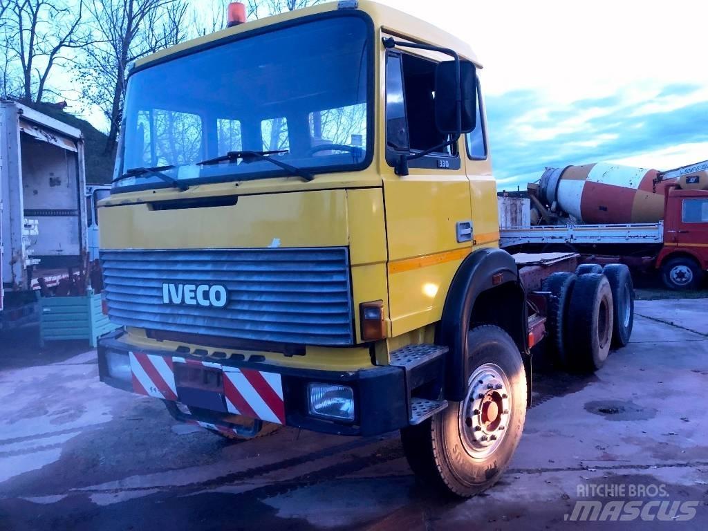 Iveco 330-26 Kita