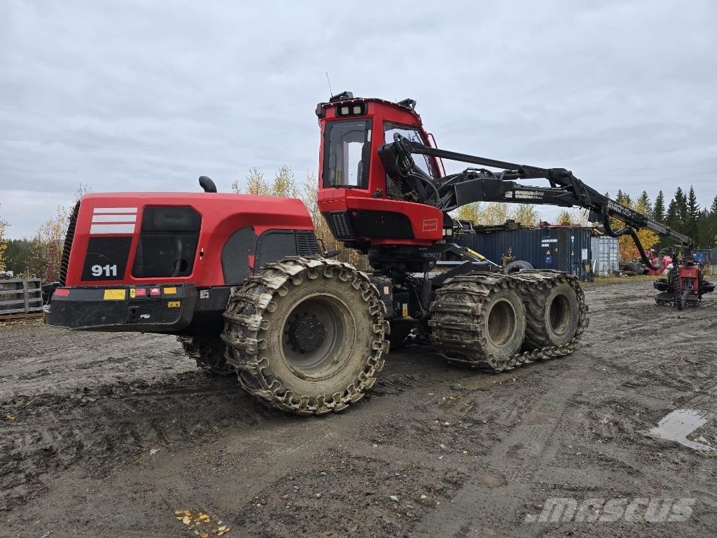 Komatsu 911.7 Miško technika (Harvesteriai)