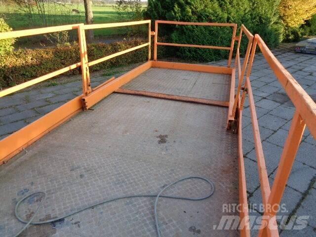 Liftlux SL140-24 Žirkliniai keltuvai