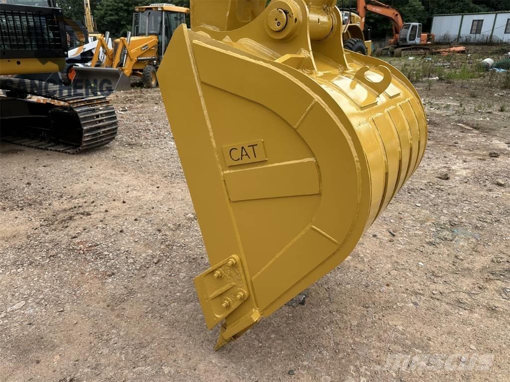 CAT 320 D Vikšriniai ekskavatoriai