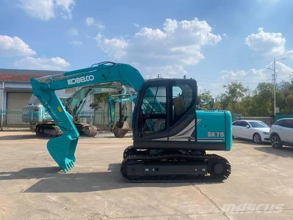 Kobelco SK75-11 Vikšriniai ekskavatoriai