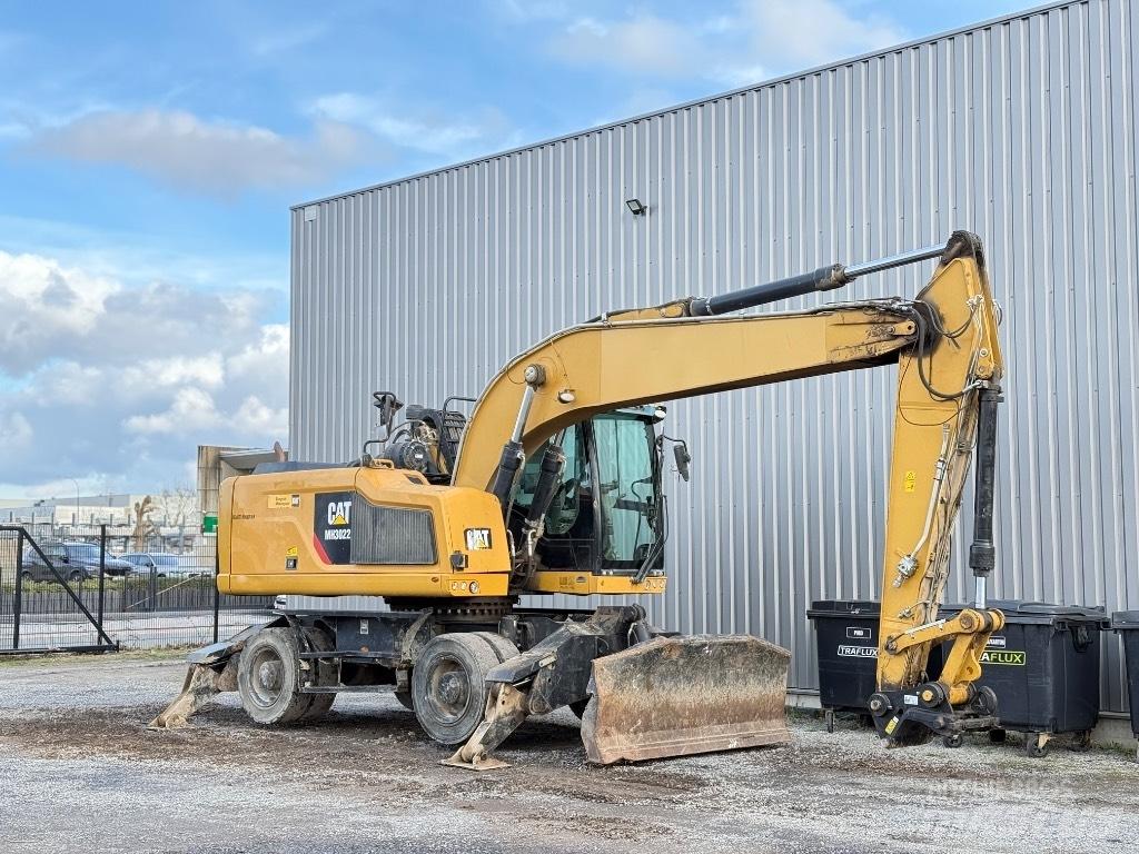 CAT MH3022 Atliekų / pramoniniai krautuvai