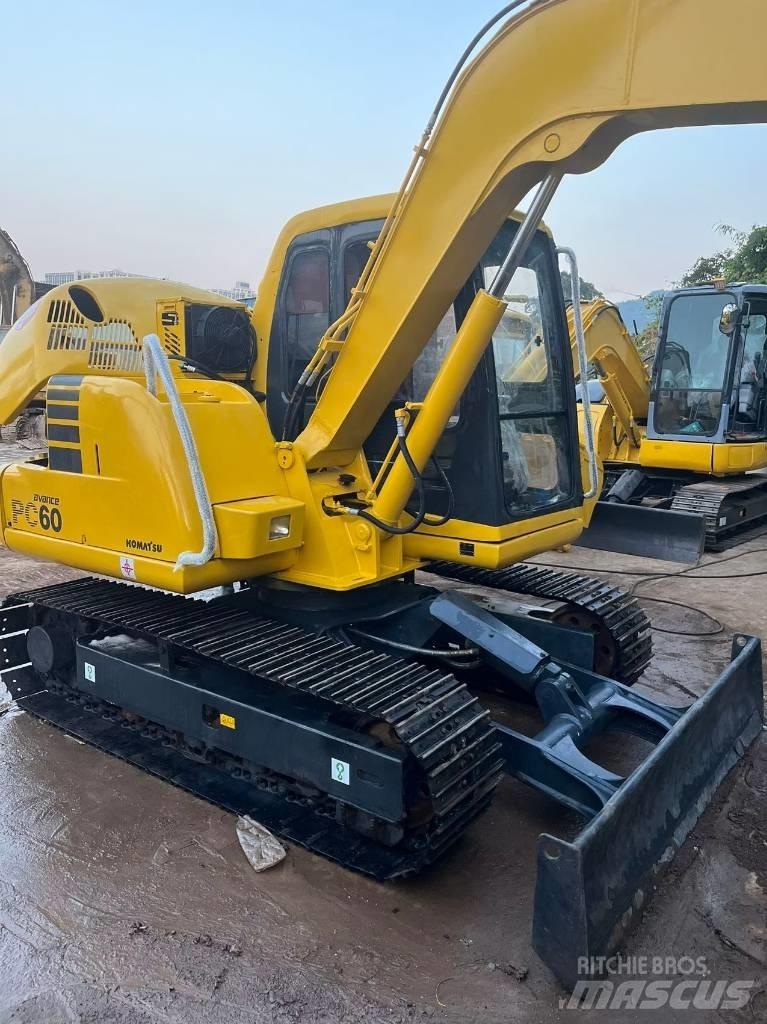 Komatsu PC 60-7 Vikšriniai ekskavatoriai