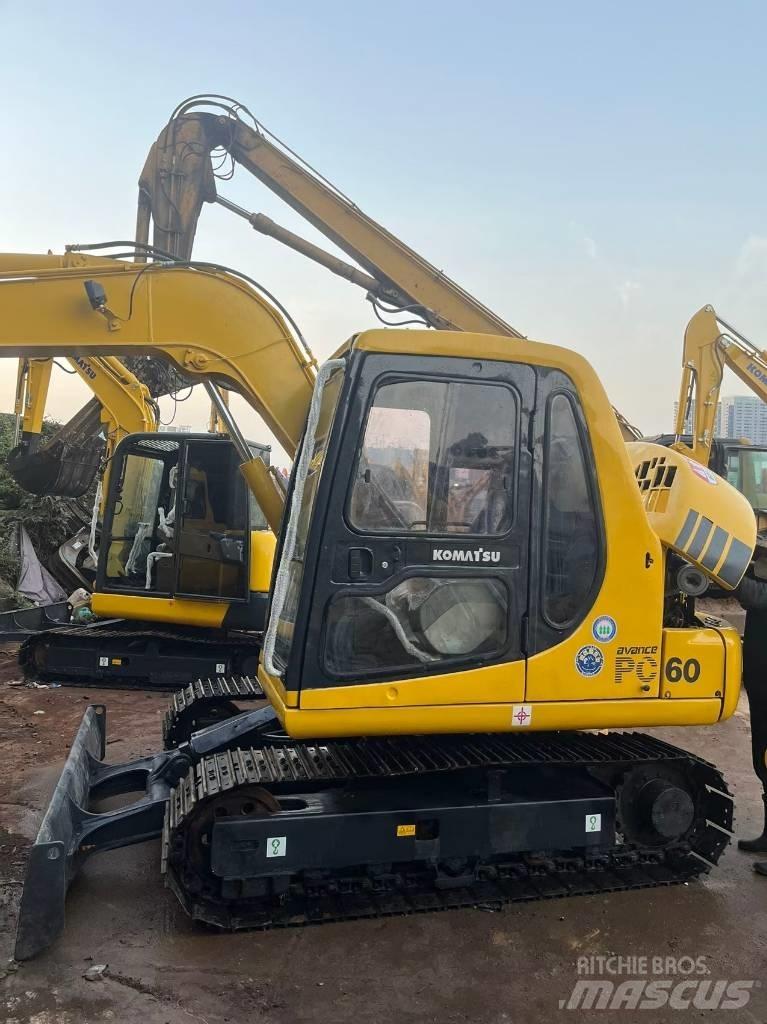 Komatsu PC 60-7 Vikšriniai ekskavatoriai