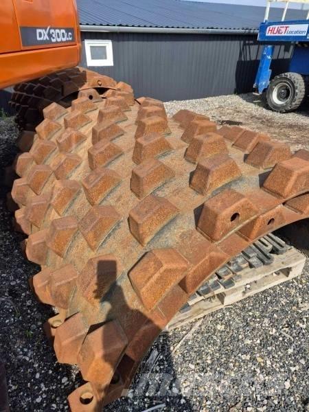  Road roller shell Volai