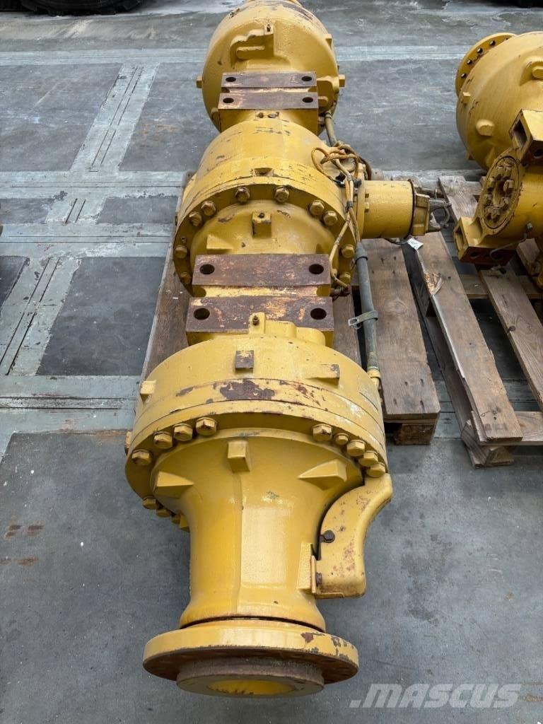 CAT 938 M Naudoti ratiniai krautuvai