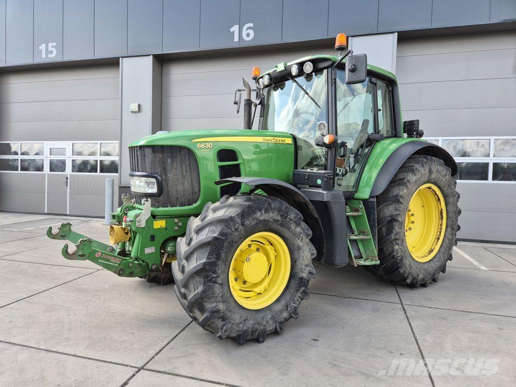 John Deere 6630 Traktoriai