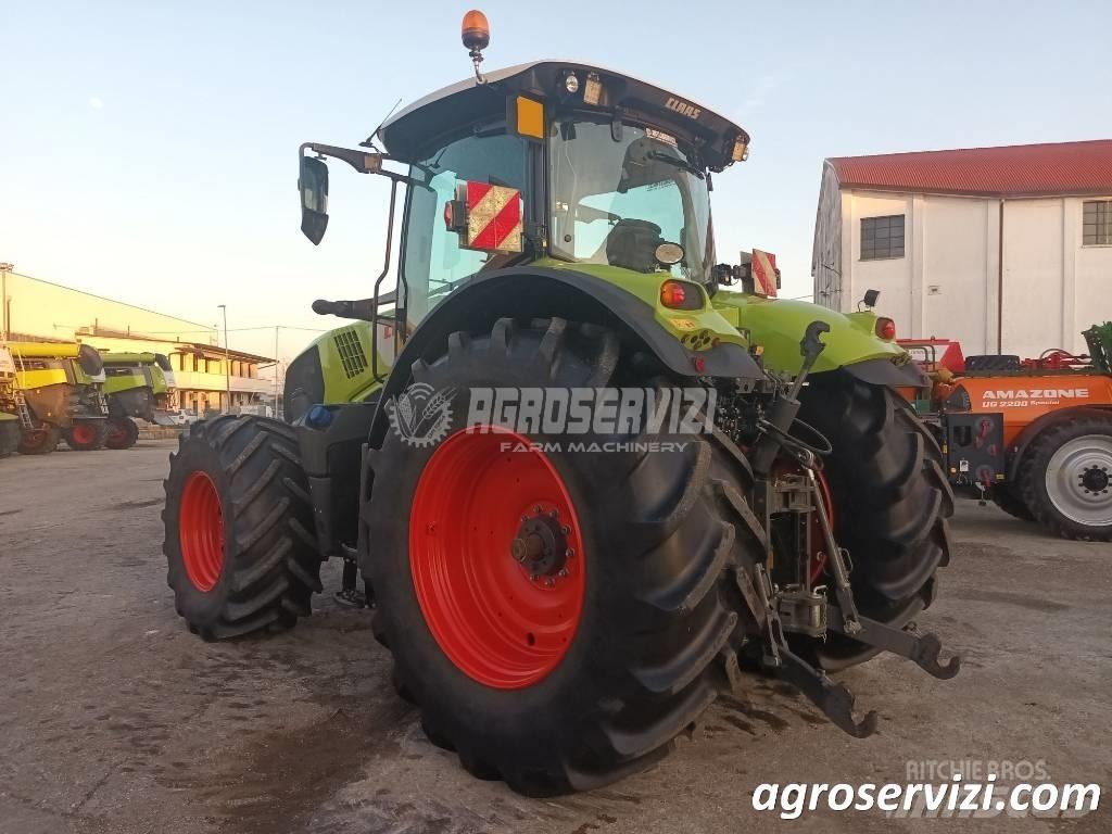 CLAAS Axion 830 Traktoriai
