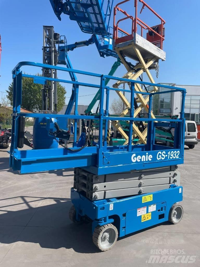 Genie GS 1932 Žirkliniai keltuvai