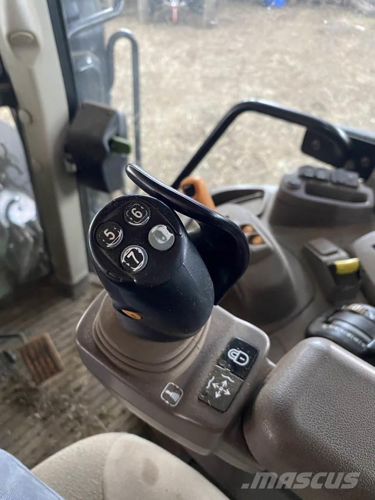 John Deere 6110M Traktoriai