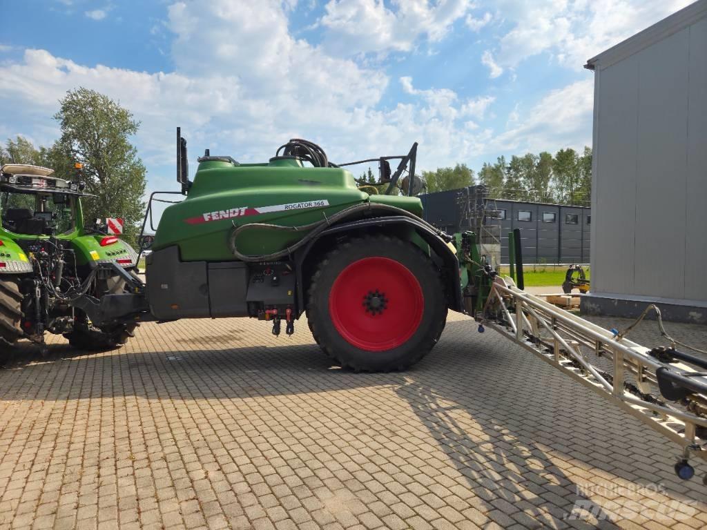 Fendt Rogator 366 Prikabinami purkštuvai