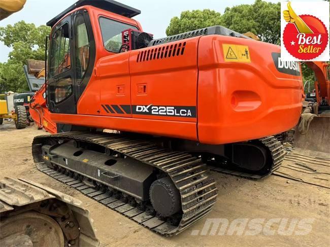 Doosan DX 225 LCA Vikšriniai ekskavatoriai