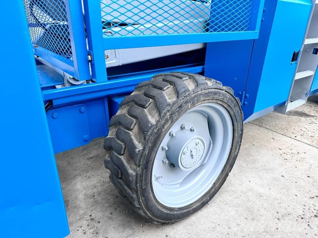 Genie GS 5390 RT Žirkliniai keltuvai