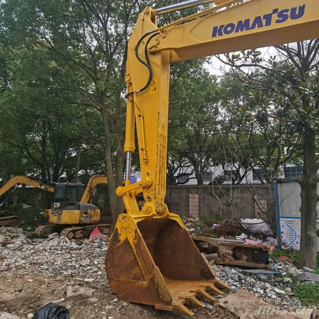 Komatsu PC 450-8 Vikšriniai ekskavatoriai