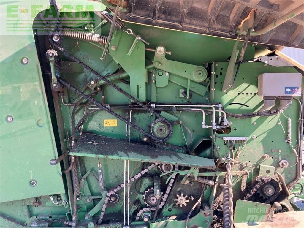 Krone V 150 XC Stačiakampių ryšulių presai